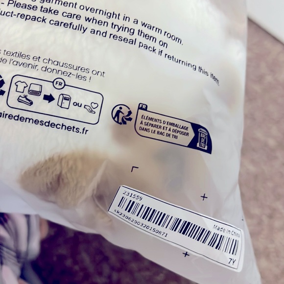 Girls Plush Warm Winter Coat With Hoodie Size 7Y! - Picture 7 of 7